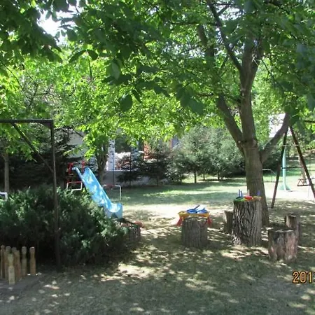 Apartament Fueloep Vendeghaz *